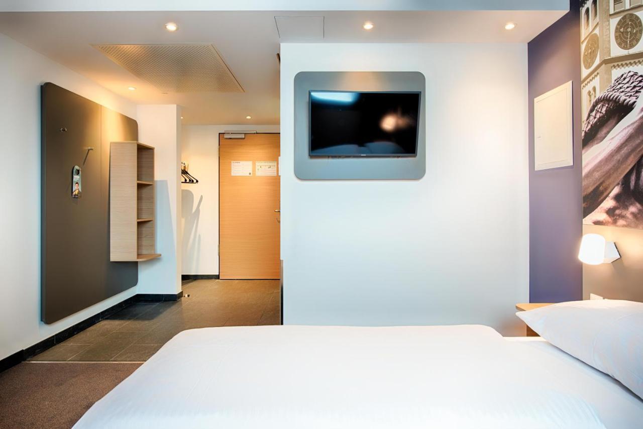 B&B Hotel Augsburg-West ภายนอก รูปภาพ